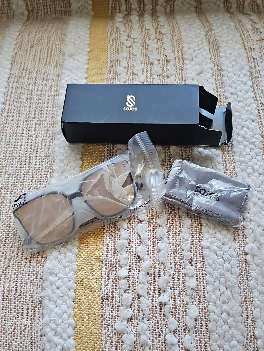 Sojos Polarized Sunglasses in Black With Pink Lenses